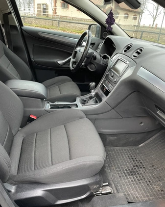Ford Mondeo cena 31500 przebieg: 272000, rok produkcji 2012 z Oleśnica małe 106